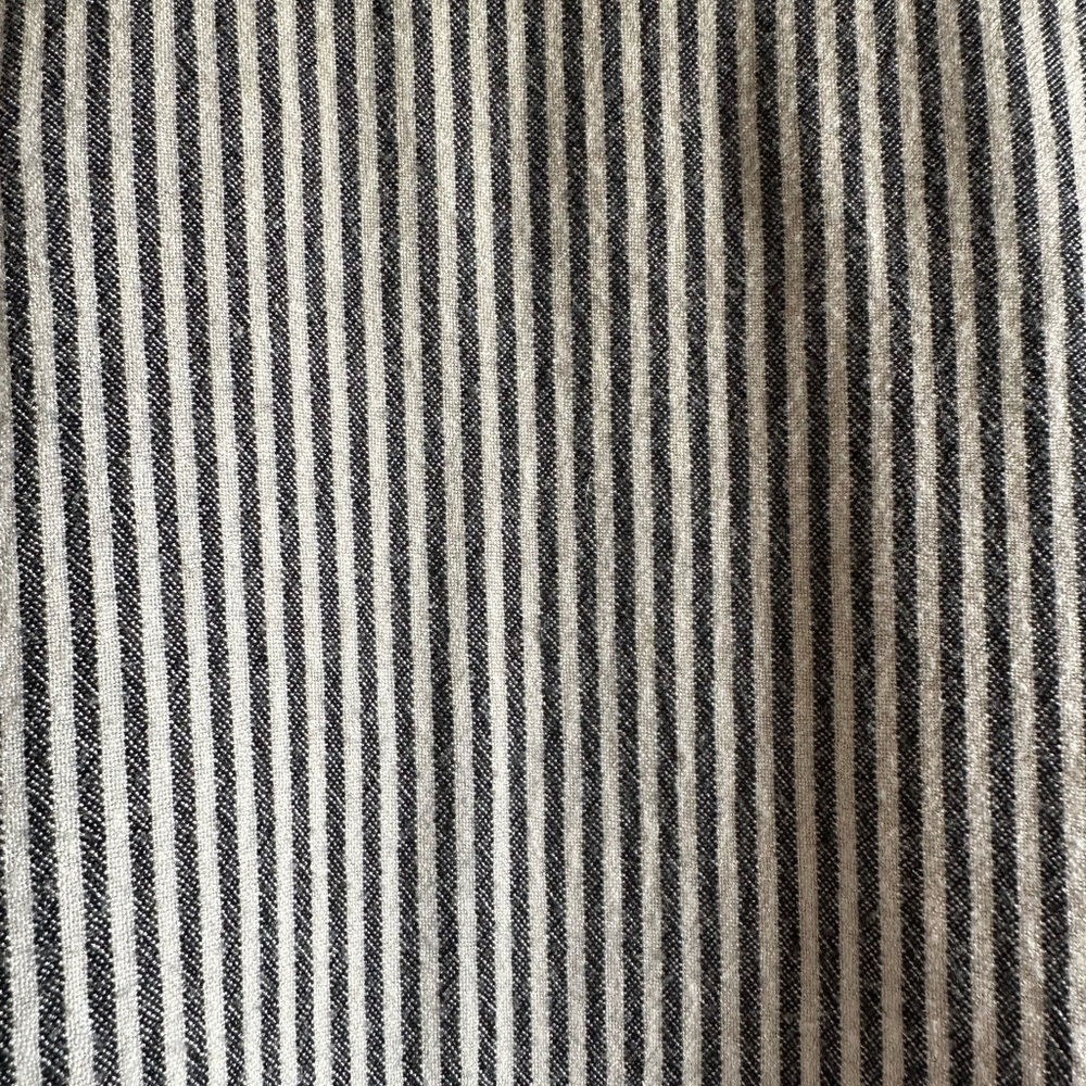 Striped Linen Blouse - Picture 4 of 5